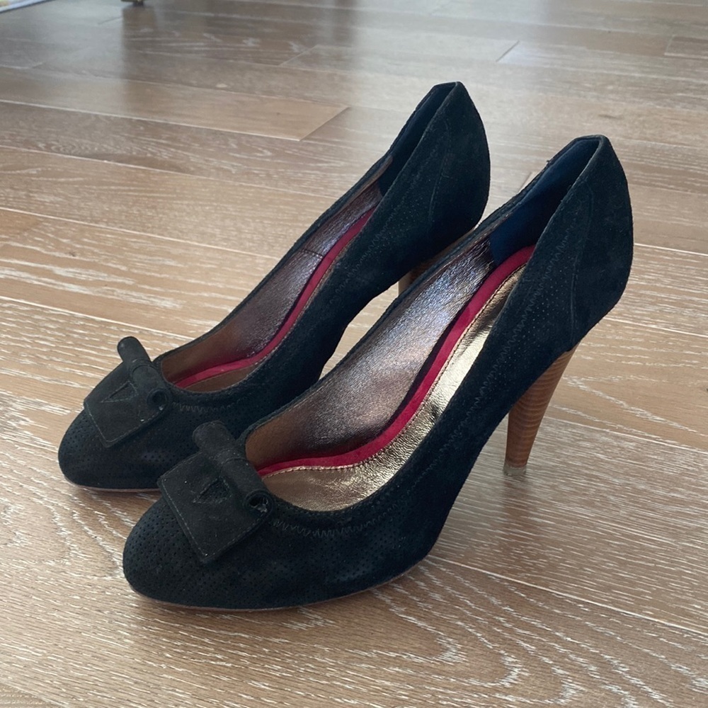 7 for All Man Kind Suede Stacked Heel | Black | 9M